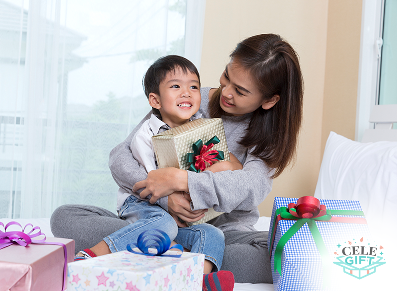 5 Affordable Baby Full Month Gifts in Singapore (1) Celegift